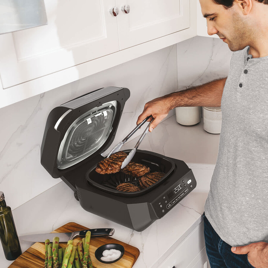 grill et friteuse à air ninja 5 en 1 eg351uk
