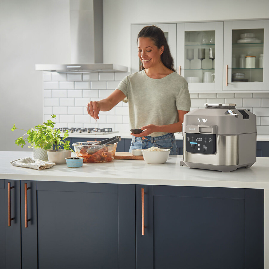 ninja speedi multicuiseur 12 en 1 friteuse à air chaud et mijoteuse on500ukstgd