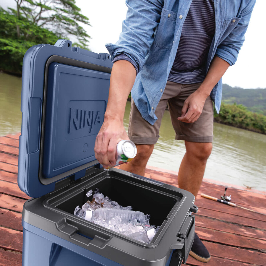 glacière à roulettes ninja frostvault 30qt28l avec zone sèche bleu lakeshore fb230ukbl