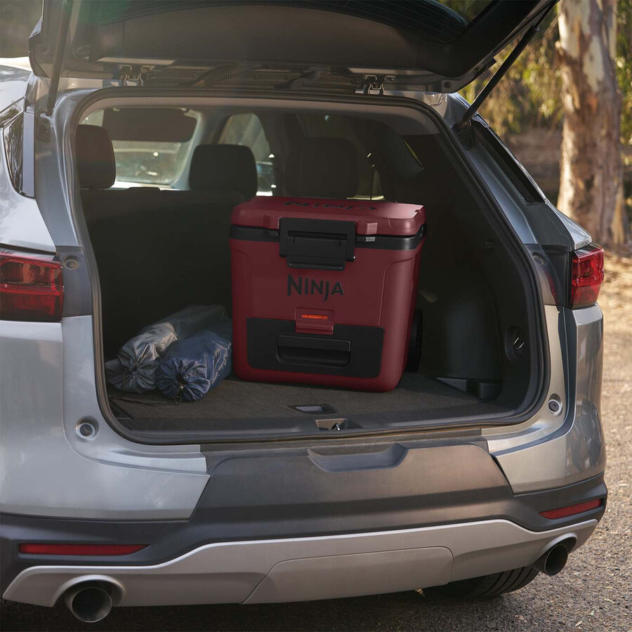 glacière à roulettes ninja frostvault 30qt28l avec zone sèche rouge canyon fb230ukmr