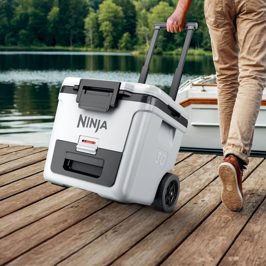 glacière à roulettes ninja frostvault 30qt28l avec zone sèche blanc nuage fb230ukwh