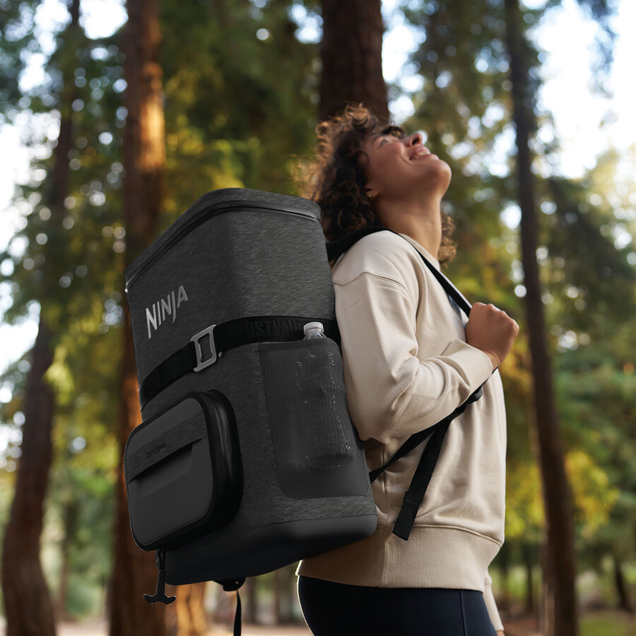 glacière souple à sac à dos ninja frostvault go 17 litres 24 canettes - gris anthracite