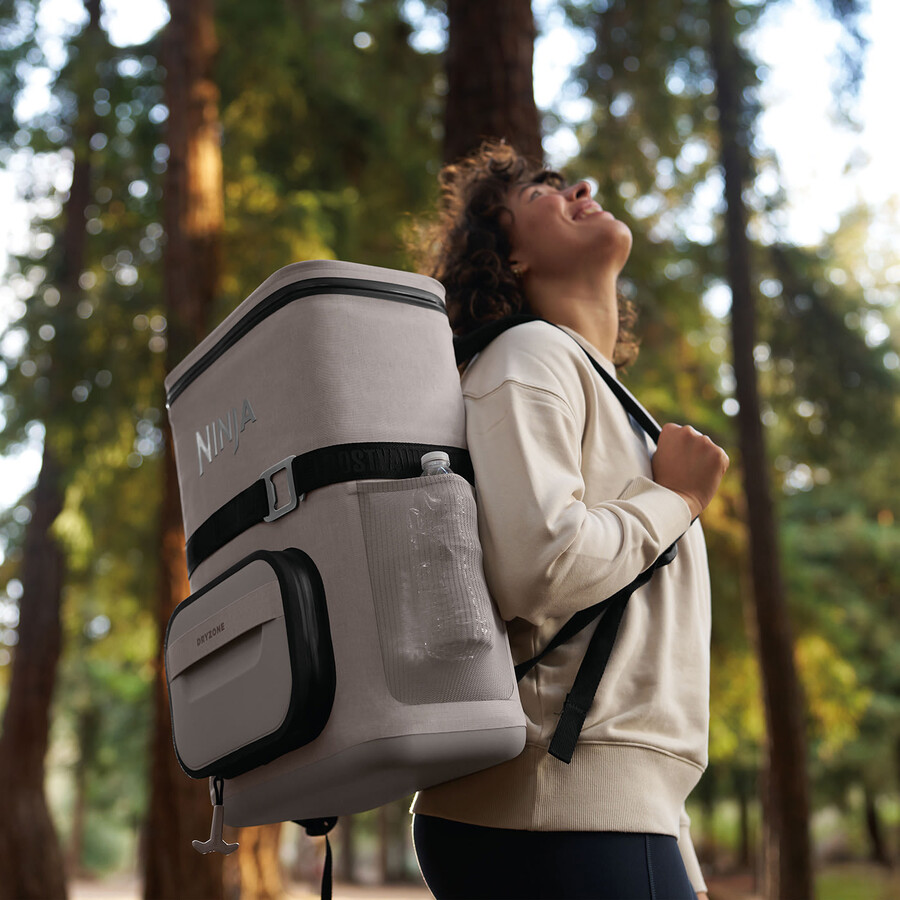 glacière souple à sac à dos ninja frostvault go 17 litres 24 canettes - beige bouleau