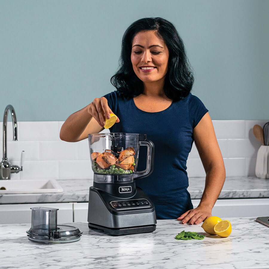robot culinaire ninja avec auto-iq bn650uk