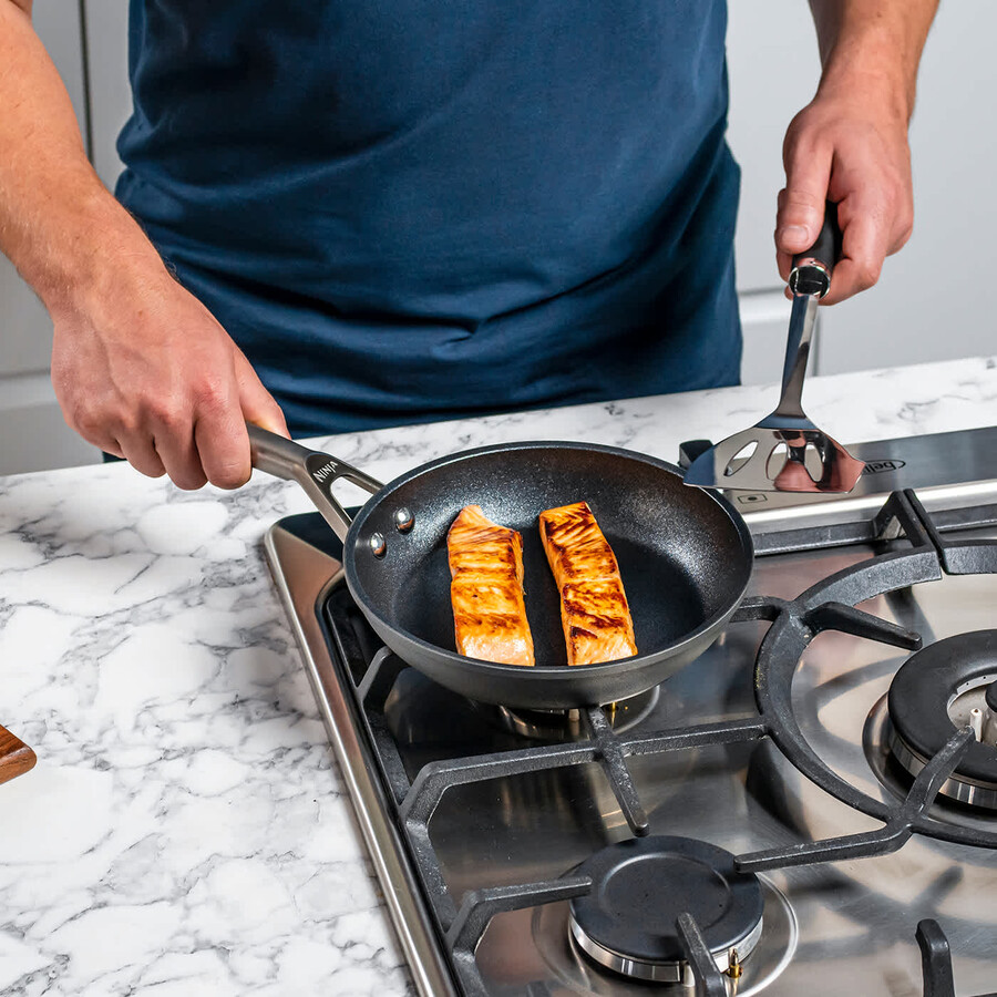 ensemble exclusif de 7 pièces de batterie de cuisine ninja zerostick